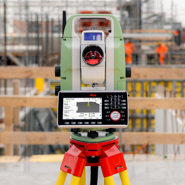 estacion total leica